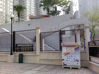 救世軍舊衣回收箱
